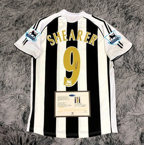 Alan Shearer 05/07 Gold Signed